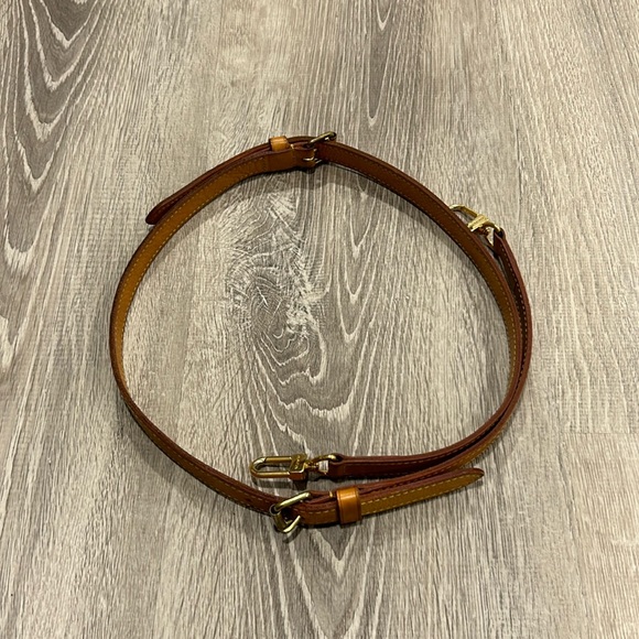 AUTHENTIC Louis Vuitton Vanchetta leather replacement/extender straps (3 pieces) - Picture 9 of 10